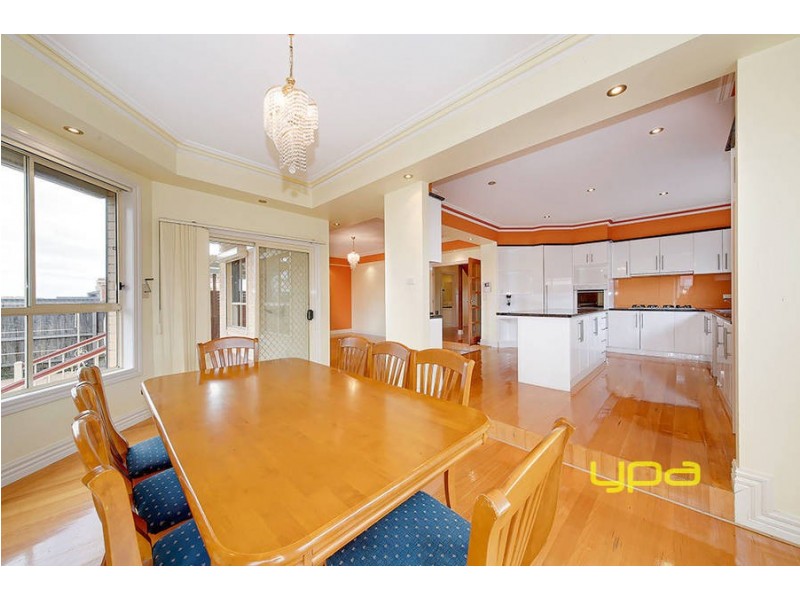 1 Harrower Street, Roxburgh Park VIC 3064