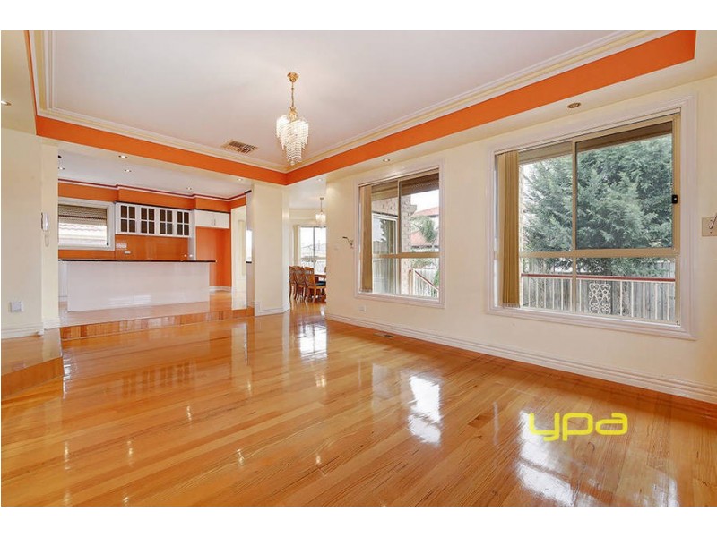 1 Harrower Street, Roxburgh Park VIC 3064