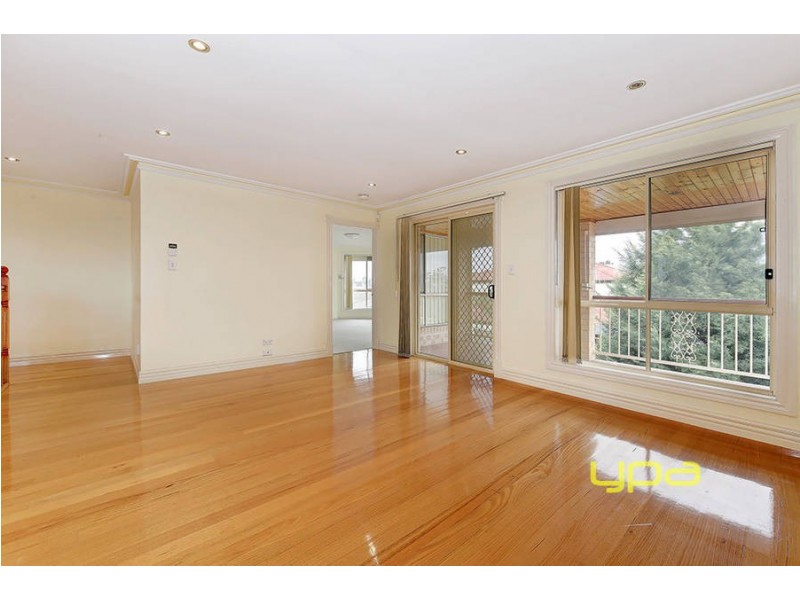 1 Harrower Street, Roxburgh Park VIC 3064