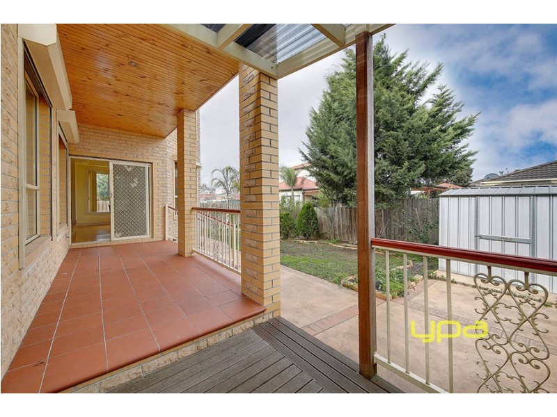 1 Harrower Street, Roxburgh Park VIC 3064