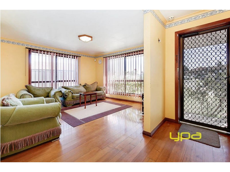 1/16 Brodie Court, Meadow Heights VIC 3048