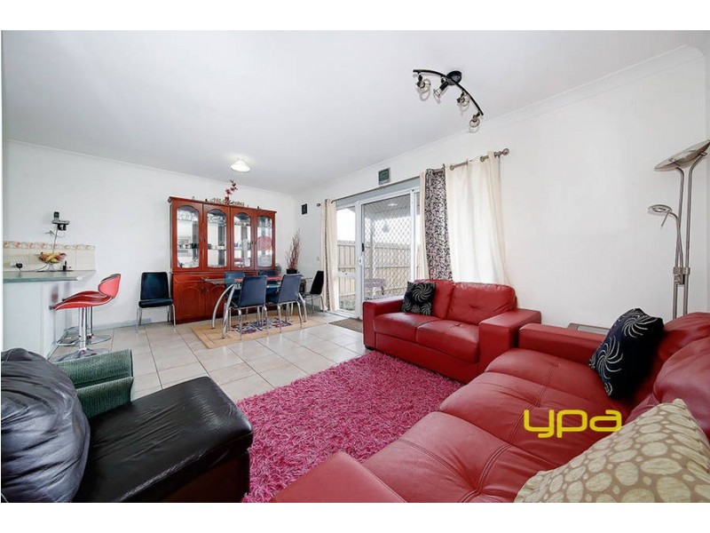 8 Richmond Terrace, Roxburgh Park VIC 3064