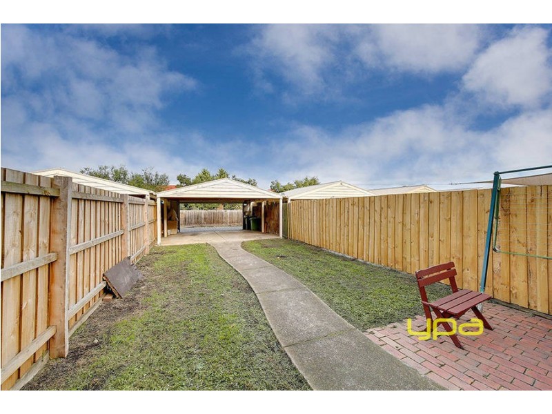 8 Richmond Terrace, Roxburgh Park VIC 3064