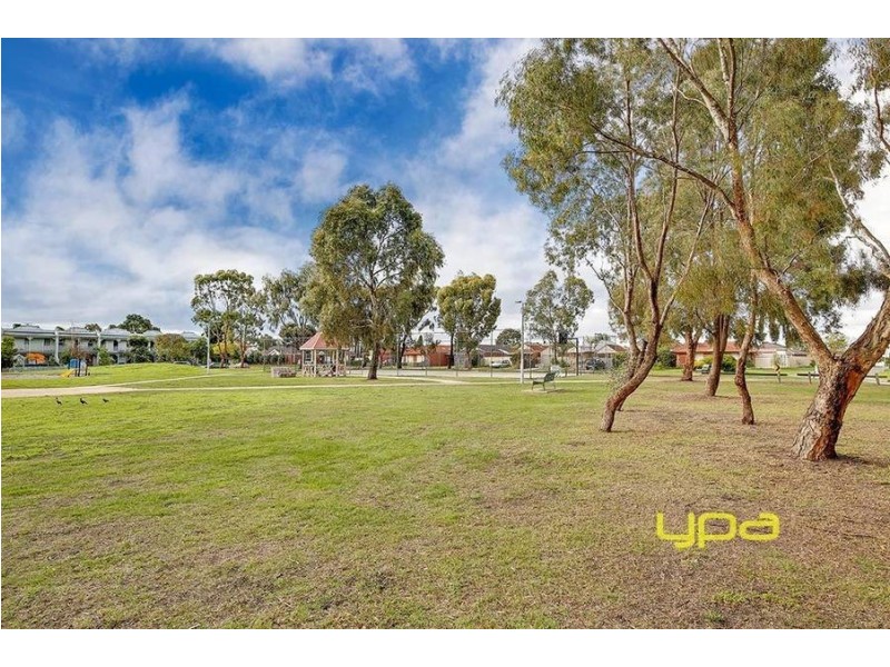 8 Richmond Terrace, Roxburgh Park VIC 3064