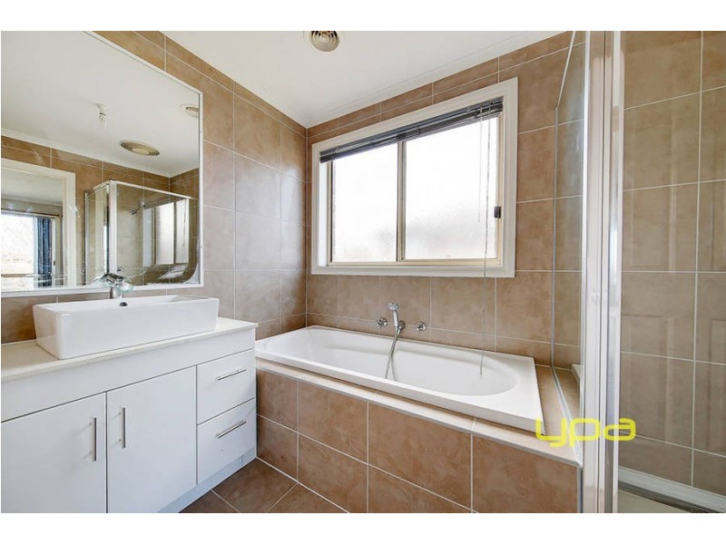 1/83 Rokewood Crescent, Meadow Heights VIC 3048