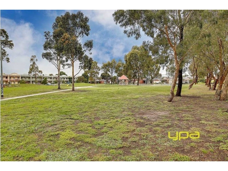 4 Richmond Terrace, Roxburgh Park VIC 3064