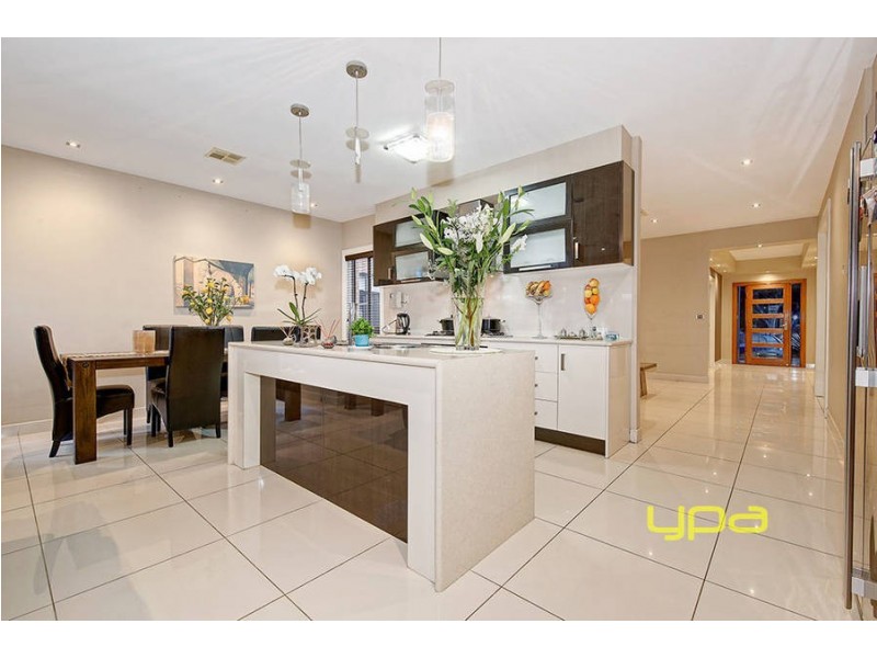 32 Beechworth Avenue, Greenvale VIC 3059