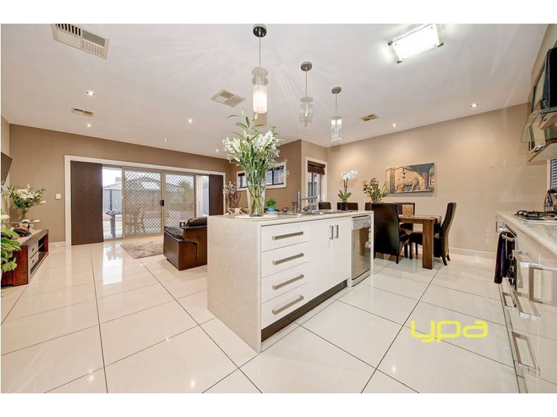 32 Beechworth Avenue, Greenvale VIC 3059