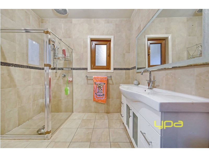 1 Barmah Grange, Greenvale VIC 3059