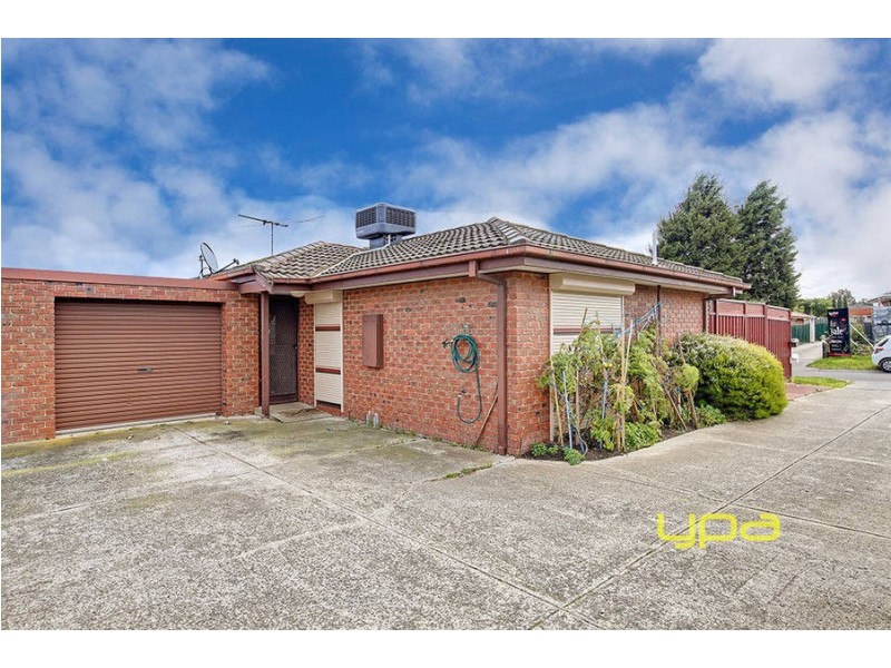 1/10 Mitta Mitta Way, Meadow Heights VIC 3048