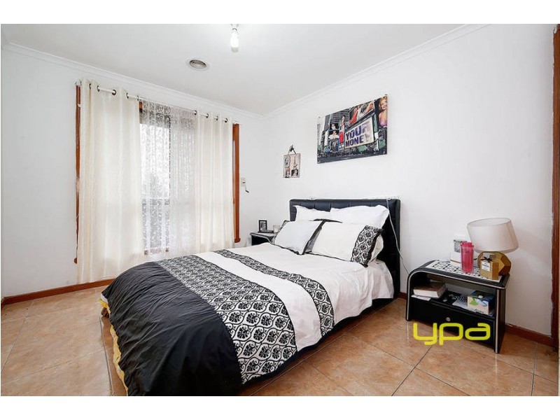 5 Buxton Court, Meadow Heights VIC 3048