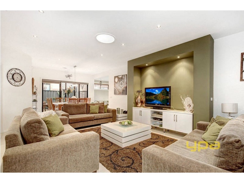 54 Serendip Crescent, Greenvale VIC 3059