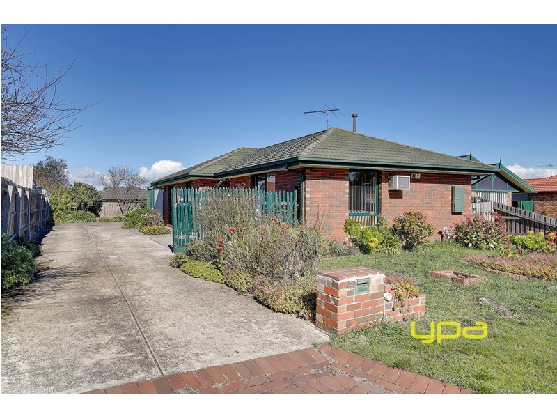 25 Harvey Court, Roxburgh Park VIC 3064
