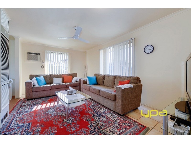 25 Harvey Court, Roxburgh Park VIC 3064