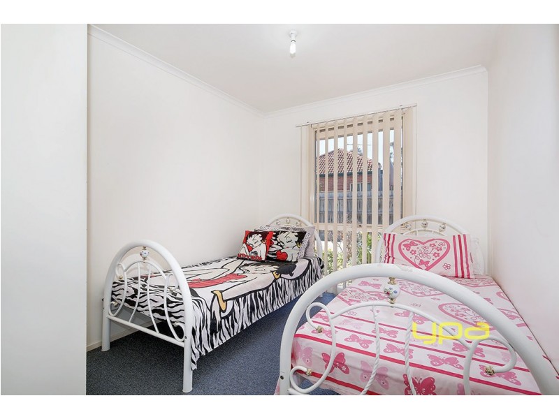 25 Harvey Court, Roxburgh Park VIC 3064