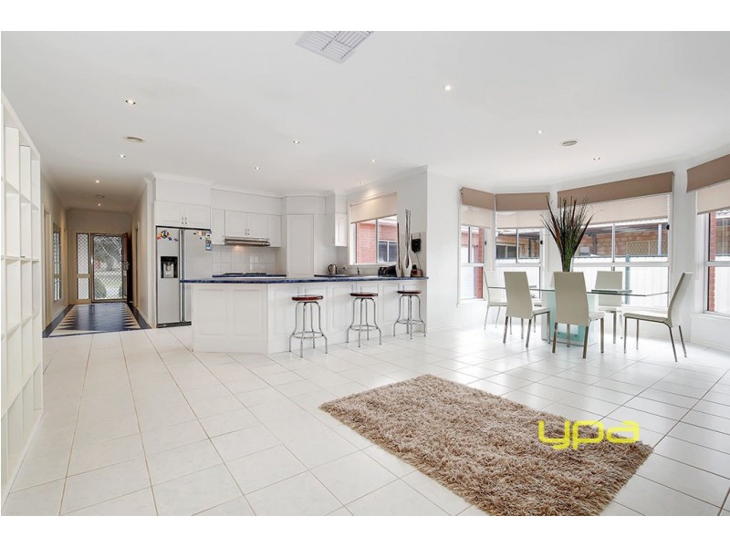 65 Sandover Drive, Roxburgh Park VIC 3064