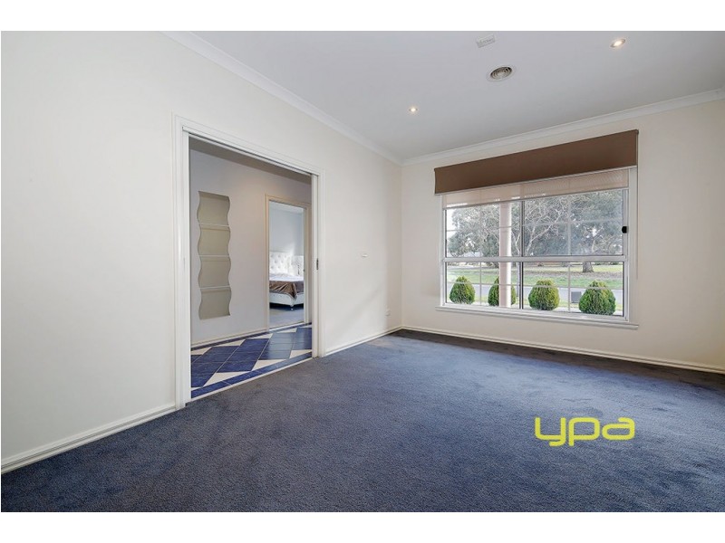 65 Sandover Drive, Roxburgh Park VIC 3064