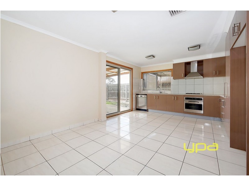 16 Canadian Court, Meadow Heights VIC 3048