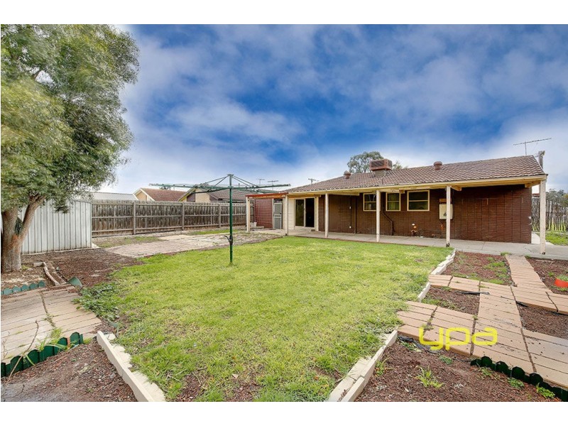 16 Canadian Court, Meadow Heights VIC 3048