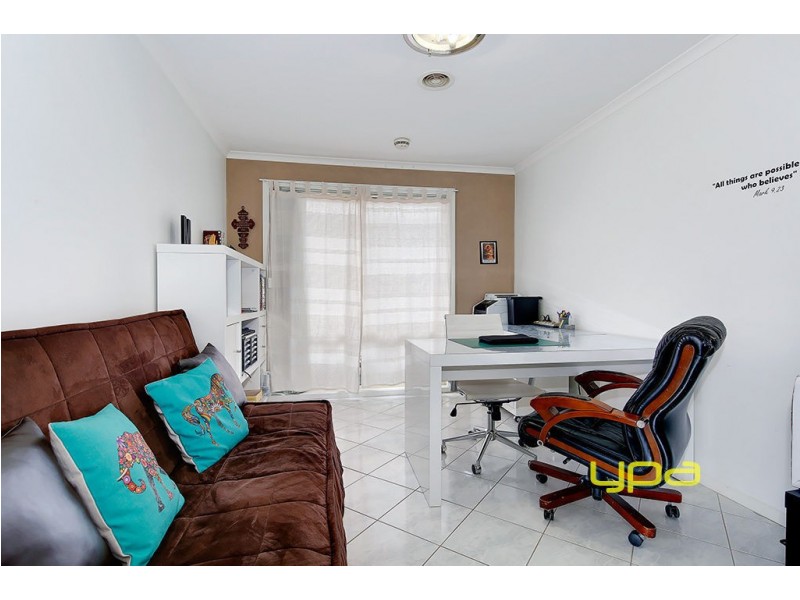 3 Glama Court, Roxburgh Park VIC 3064