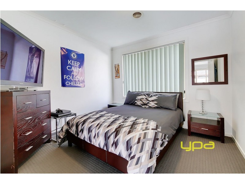 3 Glama Court, Roxburgh Park VIC 3064