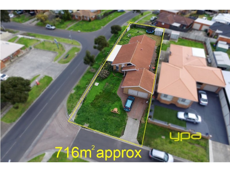 1 Thistle Court, Meadow Heights VIC 3048
