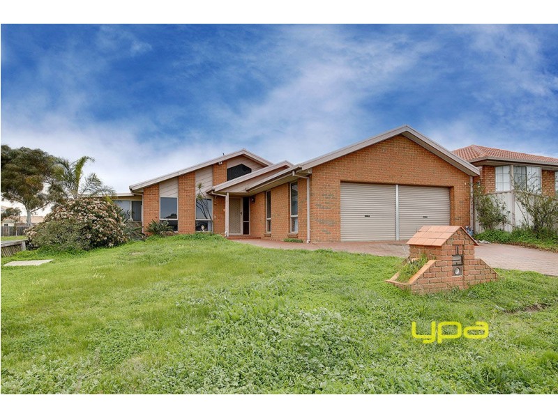 1 Thistle Court, Meadow Heights VIC 3048