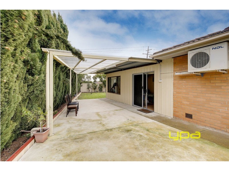 106 Longford Crescent, Coolaroo VIC 3048