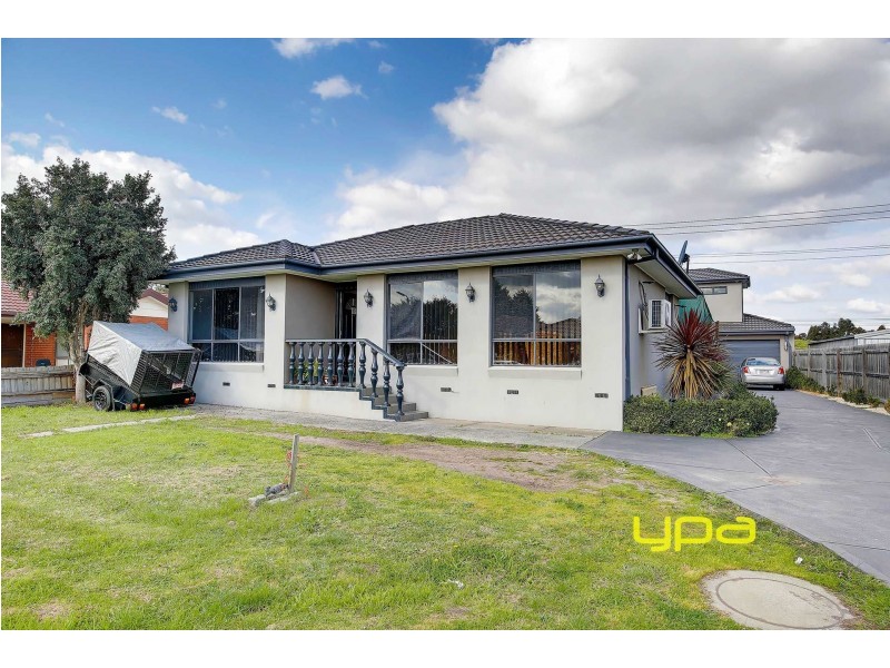 1/6 Mitchell Crescent, Meadow Heights VIC 3048