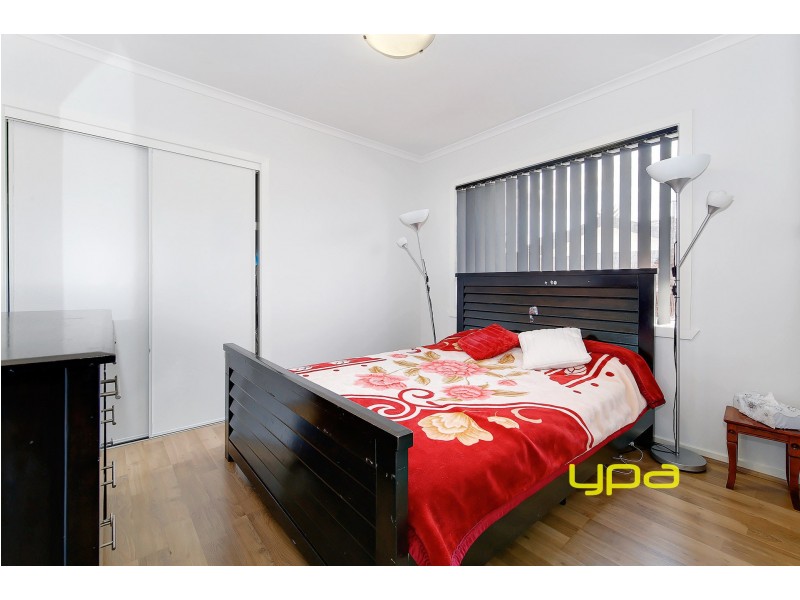 1/6 Mitchell Crescent, Meadow Heights VIC 3048