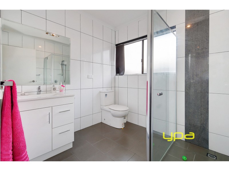 1/6 Mitchell Crescent, Meadow Heights VIC 3048