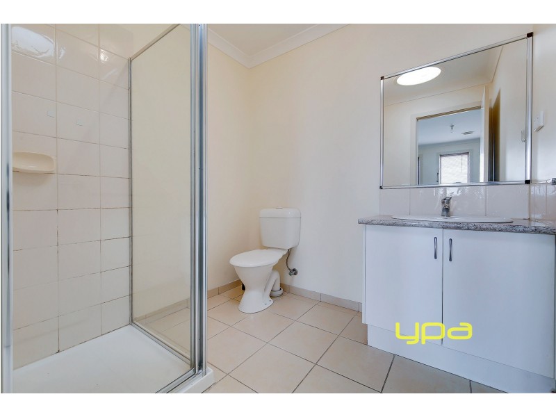 90 Hayfield Road, Roxburgh Park VIC 3064