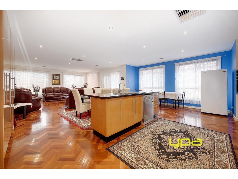 34 Villawood Avenue, Roxburgh Park VIC 3064