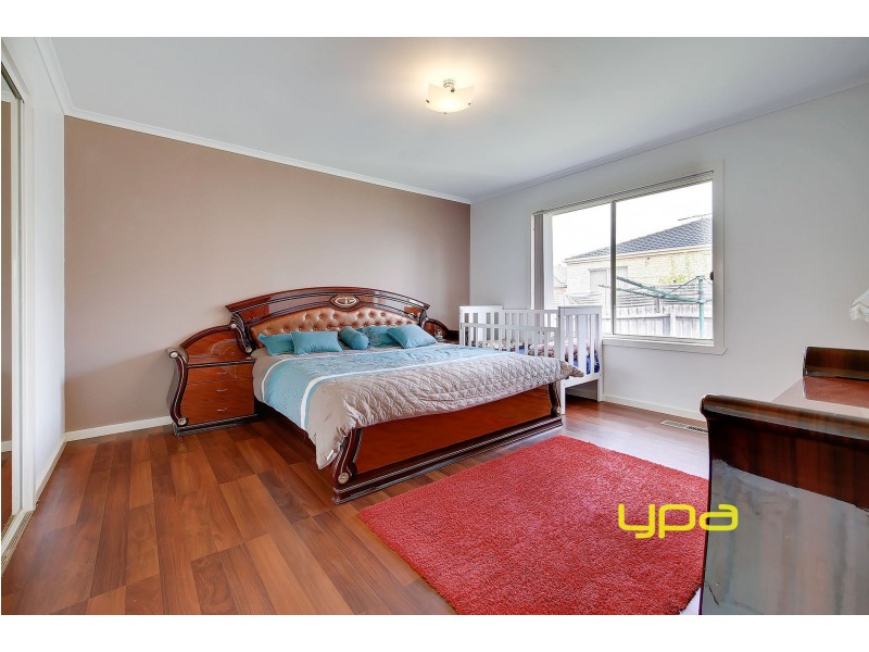 9 Limerick Court, Roxburgh Park VIC 3064