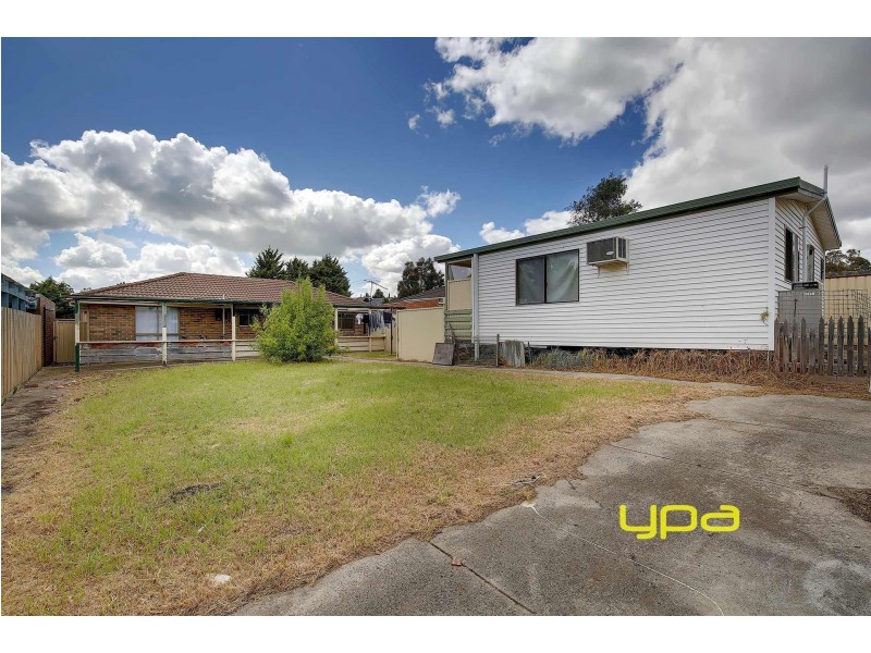 4 Tarcoola Avenue, Meadow Heights VIC 3048