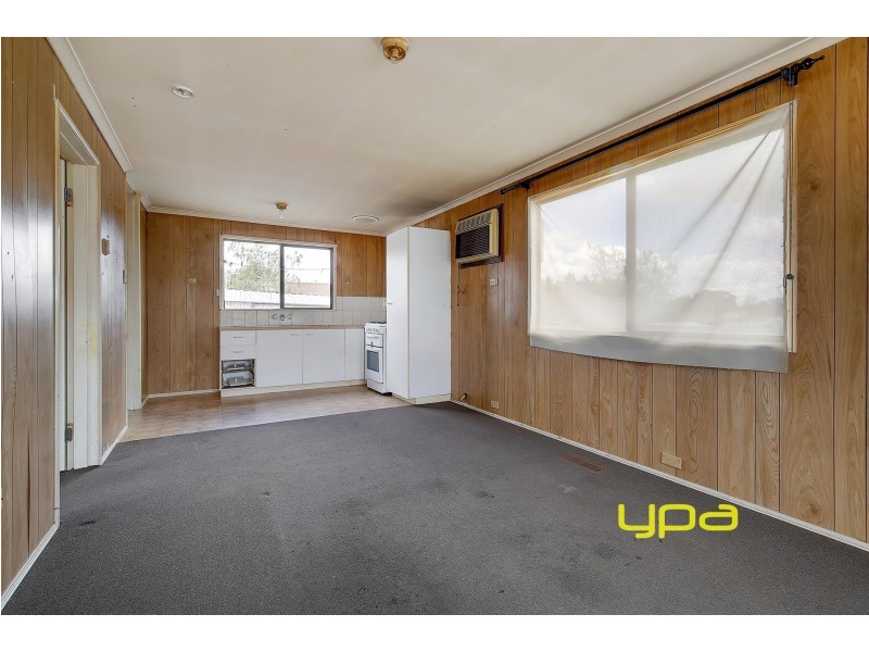 4 Tarcoola Avenue, Meadow Heights VIC 3048