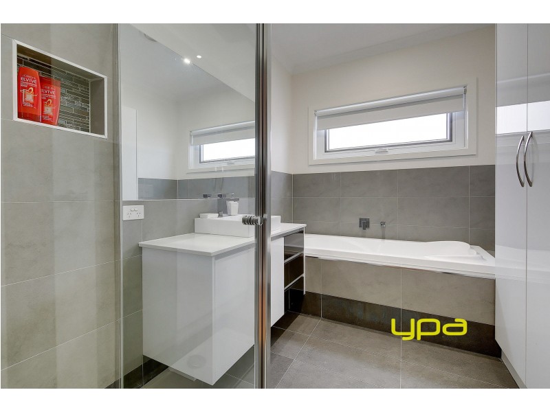 48 Recreation Street, Roxburgh Park VIC 3064