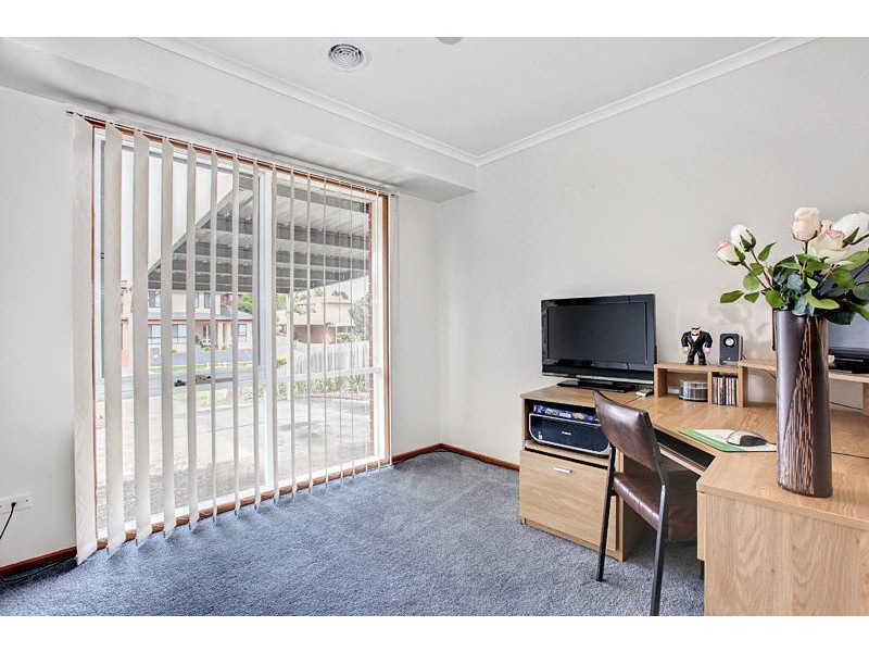 107 Cassinia Crescent, Meadow Heights VIC 3048