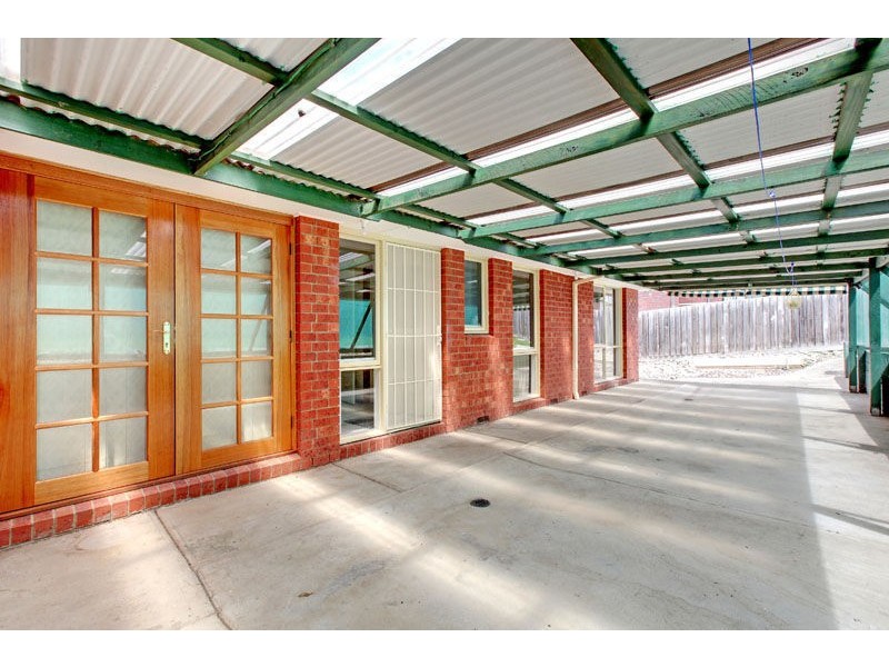 107 Cassinia Crescent, Meadow Heights VIC 3048