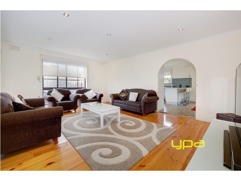 56 Malmsbury Drive, Meadow Heights VIC 3048