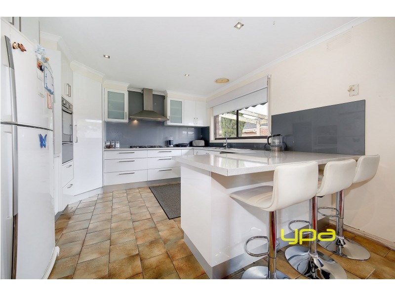 56 Malmsbury Drive, Meadow Heights VIC 3048