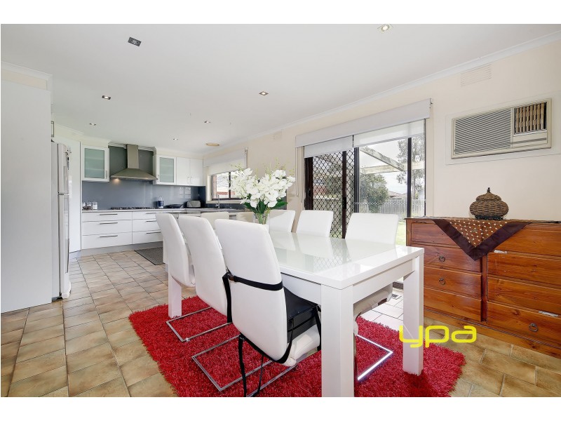 56 Malmsbury Drive, Meadow Heights VIC 3048