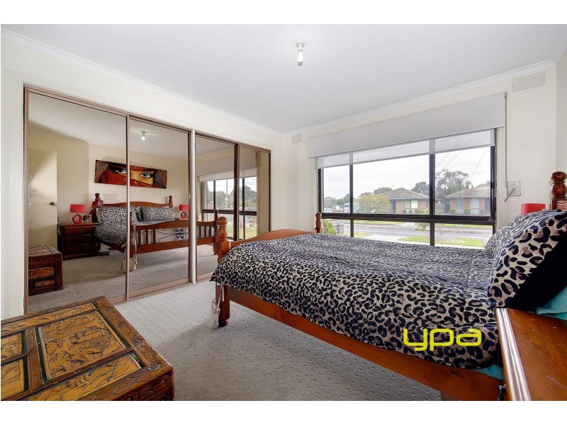 56 Malmsbury Drive, Meadow Heights VIC 3048