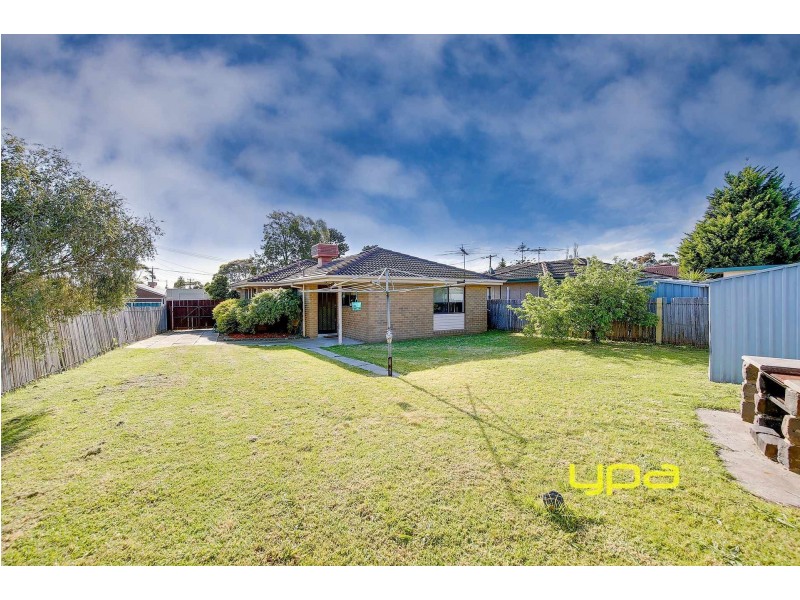 4 Balook Court, Meadow Heights VIC 3048