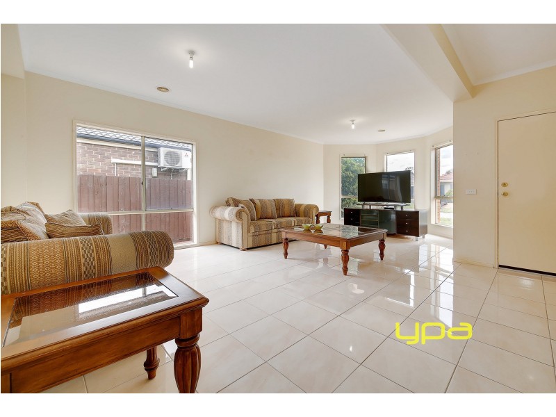 15 Congo Court, Roxburgh Park VIC 3064