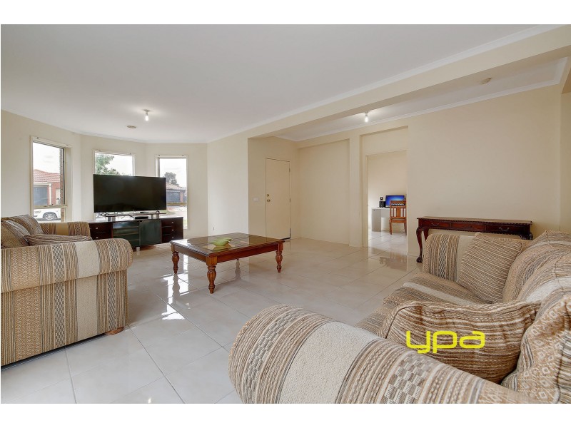 15 Congo Court, Roxburgh Park VIC 3064