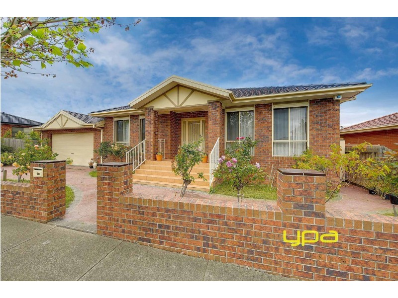10 Lockwood Drive, Roxburgh Park VIC 3064