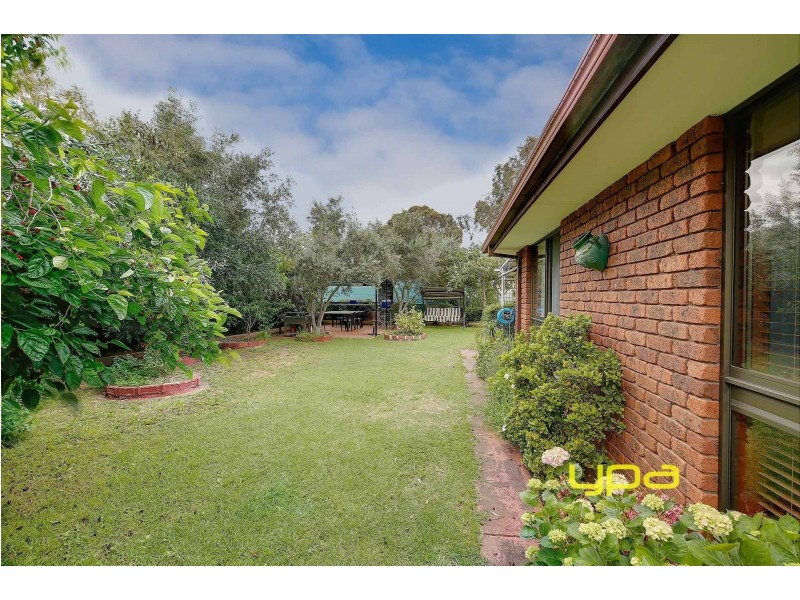 9 Buchan Street, Meadow Heights VIC 3048
