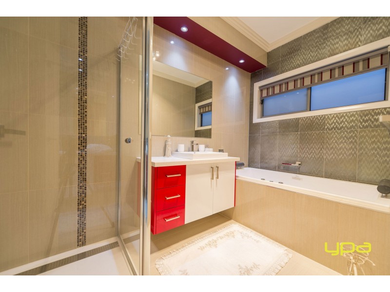 39 Bologna Crescent, Greenvale VIC 3059