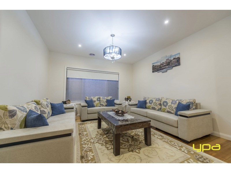 13 Veneto Grove, Greenvale VIC 3059